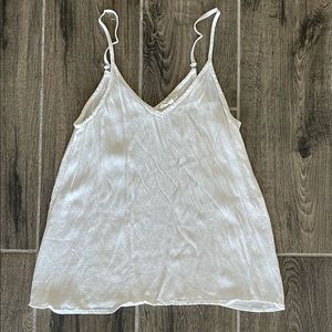 White tank | Neutral tops